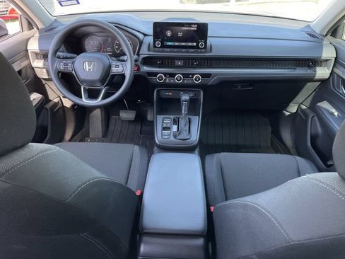 Used 2025 Honda CR-V LX image 9