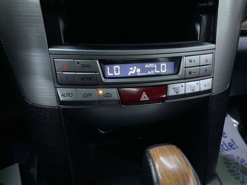 Used 2013 Subaru Outback 3.6R Limited w/ Moonroof Pkg image 21