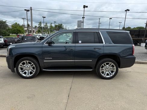 Used 2019 GMC Yukon SLT w/ Premium Edition AWD/4WD image 9