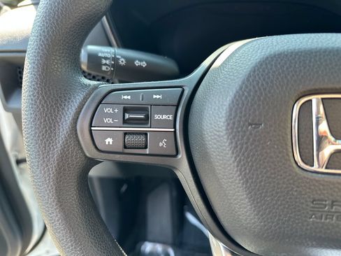 Used 2023 Honda CR-V LX image 19