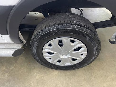 Used 2024 Ford Transit 250 Low Roof w/ Exterior Upgrade Package image 14