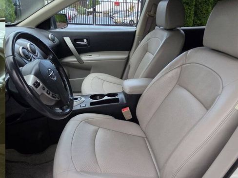 Used 2011 Nissan Rogue SV w/ SL Pkg AWD/4WD image 10
