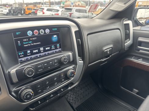 Used 2019 GMC Sierra 1500 SLE image 22