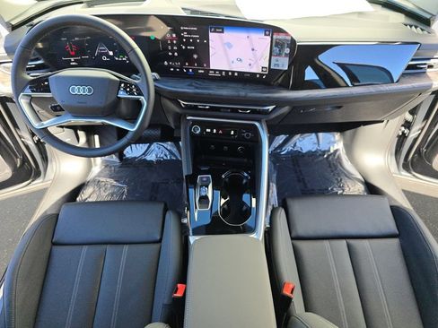 Certified 2025 Audi Q5 Premium w/ Premium Plus AWD/4WD image 9