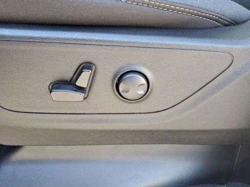 Certified 2025 RAM 1500 Big Horn image 23