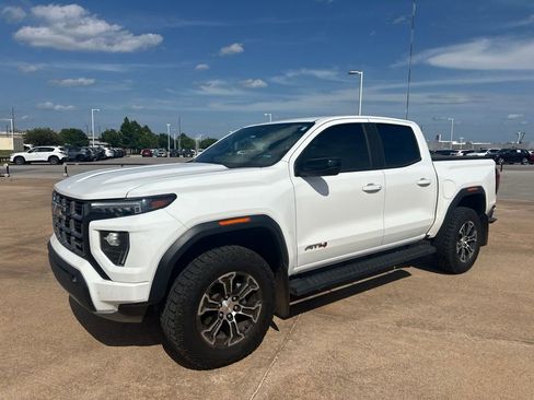 Used 2024 GMC Canyon AT4 w/ AT4 Premium Package AWD/4WD image 1
