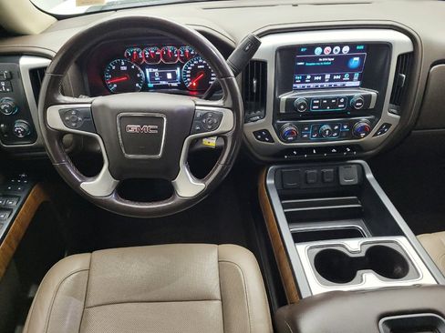 Used 2018 GMC Sierra 1500 SLT w/ SLT Premium Package AWD/4WD image 22