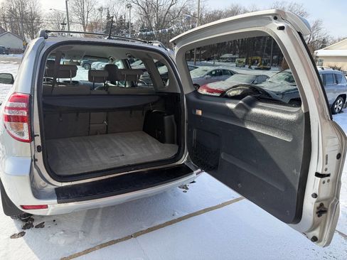 Used 2010 Toyota RAV4 4WD image 15