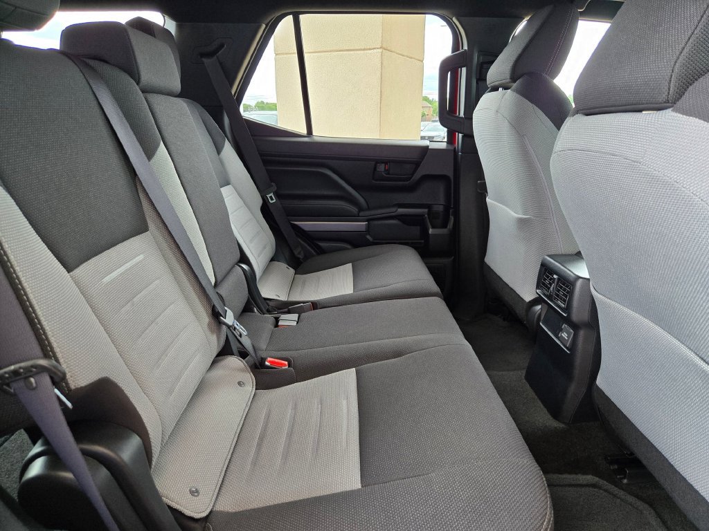 Used 2025 Toyota 4Runner TRD Sport AWD/4WD image 24