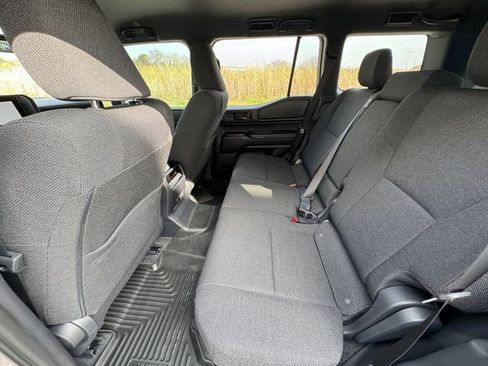 Used 2025 Toyota Land Cruiser image 29