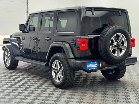 Used 2021 Jeep Wrangler Unlimited Sahara AWD/4WD image 9