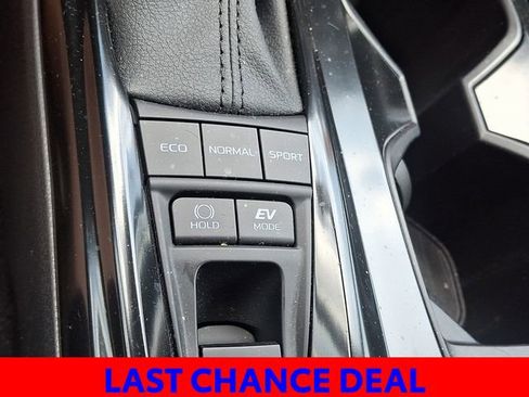 Used 2025 Toyota Camry LE w/ Convenience Package FWD image 22