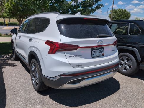 Used 2022 Hyundai Santa Fe Limited AWD/4WD image 2