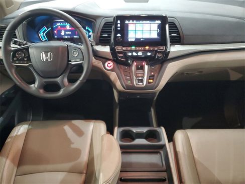 Used 2018 Honda Odyssey EX-L image 9