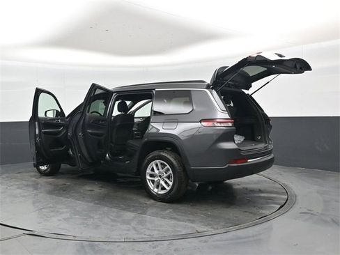 New 2025 Jeep Grand Cherokee L Laredo image 49