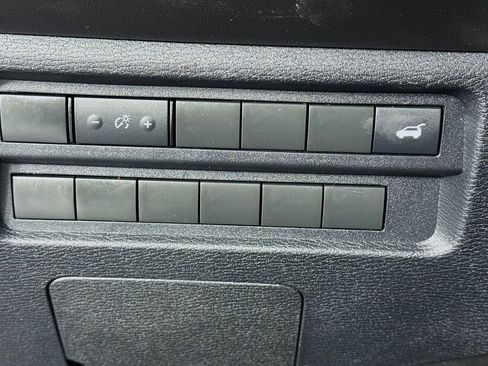 Used 2022 Mitsubishi Outlander SE AWD/4WD image 14