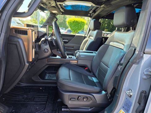 Used 2024 GMC Hummer EV 3X AWD/4WD image 15