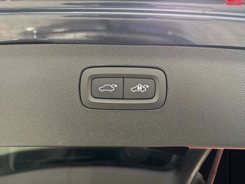 Used 2024 Volvo XC90 T8 Ultimate w/ Protection Package Premier image 16