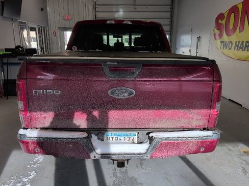 Used 2016 Ford F150 XLT w/ Equipment Group 302A Luxury image 3