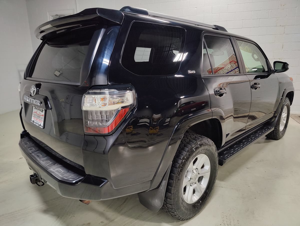 Used 2019 Toyota 4Runner SR5 Premium AWD/4WD image 6