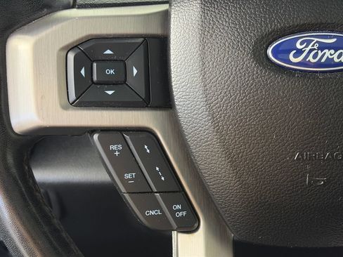 Certified 2018 Ford F150 Platinum w/ Equipment Group 701A Luxury AWD/4WD image 17