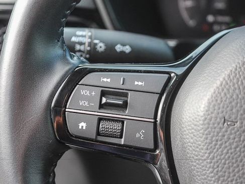 Used 2024 Honda CR-V EX-L image 30