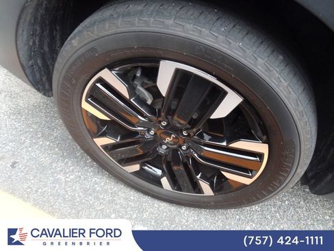 Used 2024 Kia Telluride SX Prestige AWD/4WD image 12