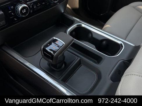 New 2026 GMC Sierra 1500 SLT AWD/4WD image 15