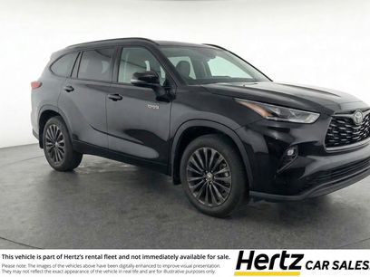 Used 2025 Toyota Highlander XSE