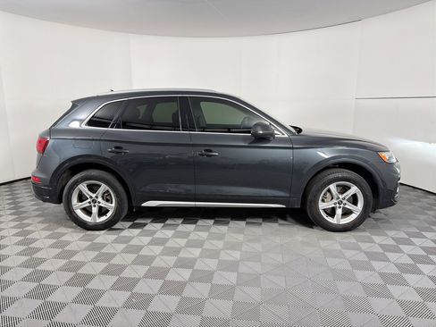 Used 2021 Audi Q5 2.0T Premium w/ Convenience Package AWD/4WD image 8