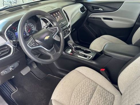 Used 2022 Chevrolet Equinox LT FWD image 10