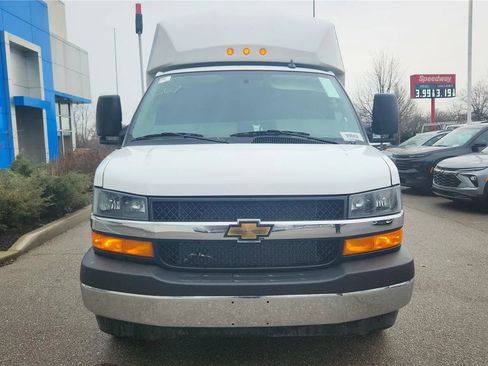 New 2025 Chevrolet Express 3500 w/ Power Convenience Package RWD image 3