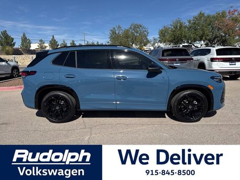 New 2026 Volkswagen Tiguan SE R-Line image 6