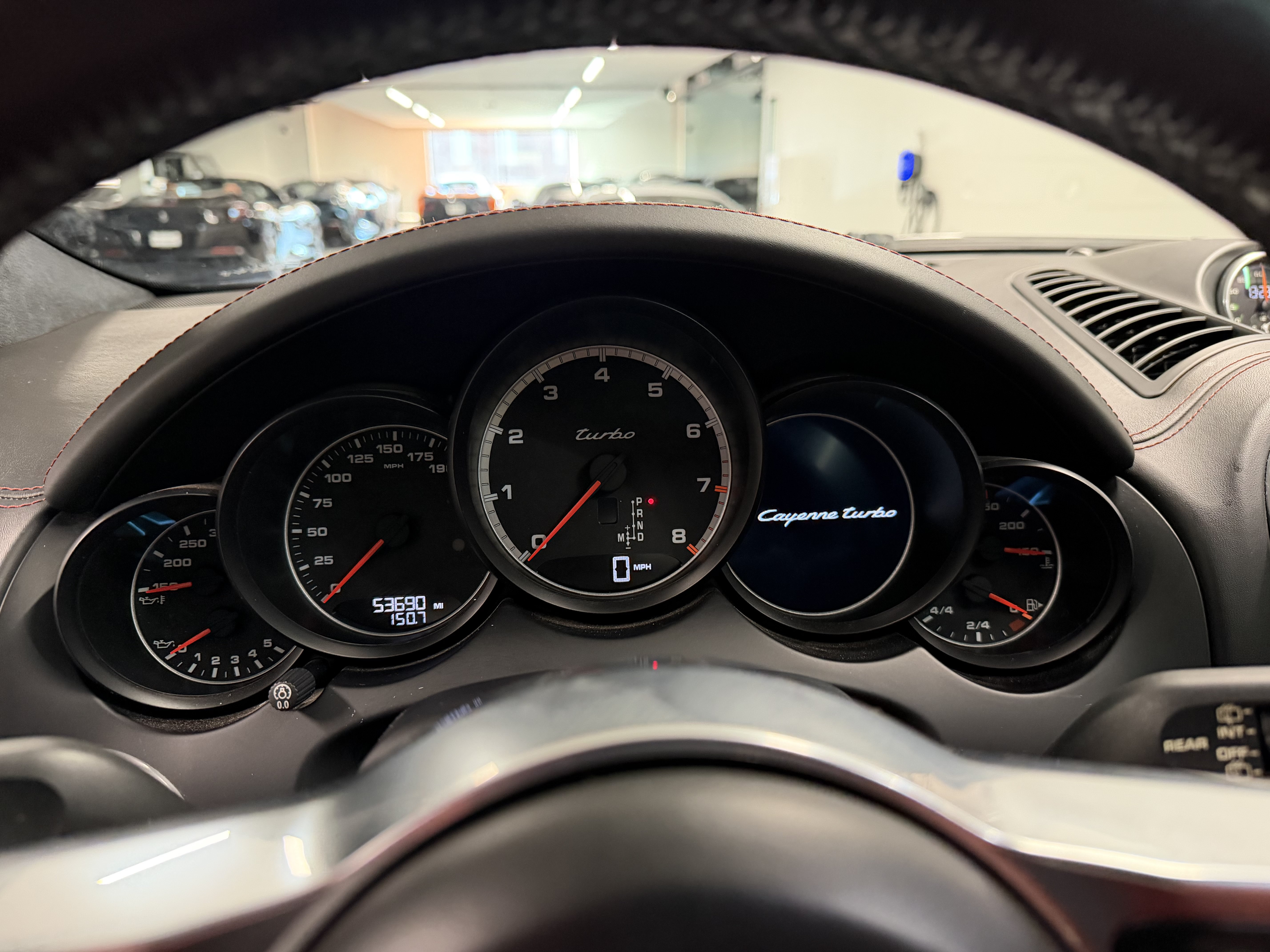 Used 2016 Porsche Cayenne Turbo AWD/4WD image 8