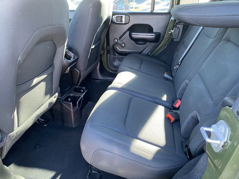 Used 2020 Jeep Wrangler Unlimited Sport AWD/4WD image 21