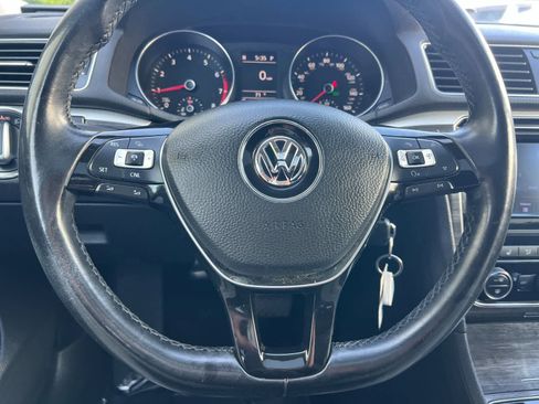 Used 2016 Volkswagen Passat 1.8T SE w/ Lighting Package (P06) image 22