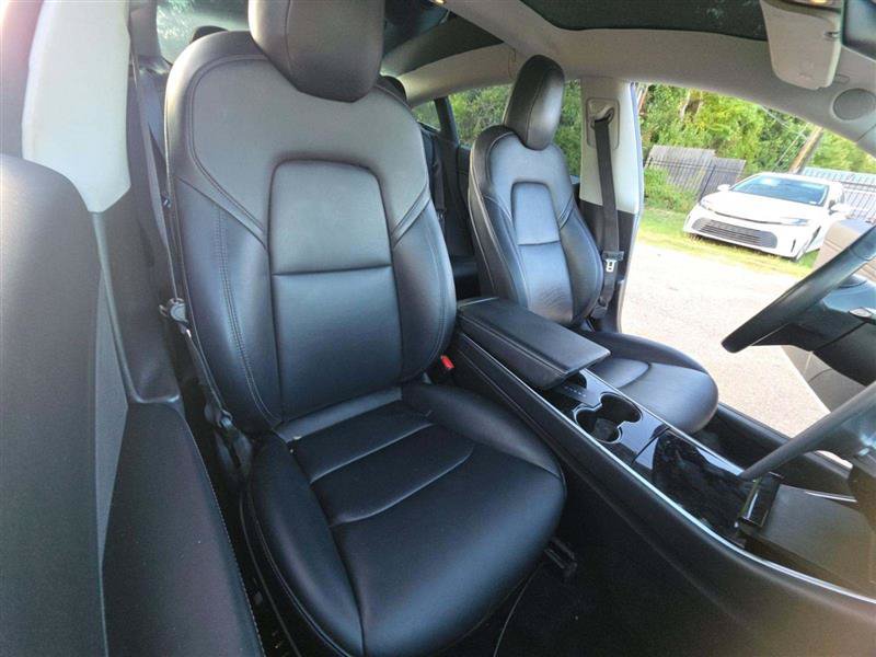 Used 2018 Tesla Model 3 Long Range RWD image 7