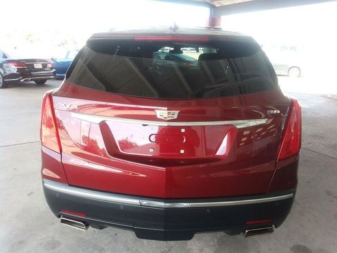 Used 2017 Cadillac XT5 Luxury w/ Driver Awareness Package FWD image 6
