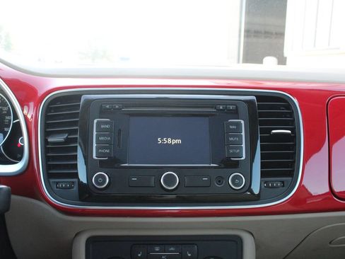 Used 2012 Volkswagen Beetle 2.5 FWD image 14