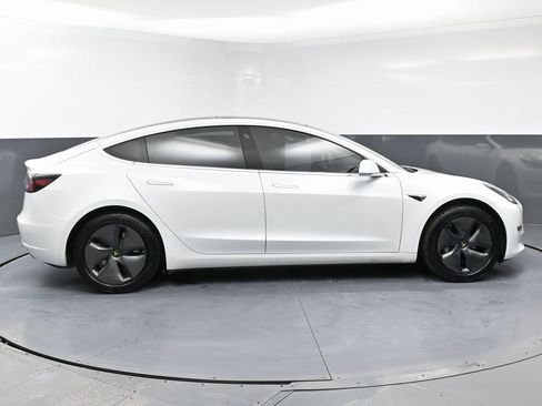 Used 2019 Tesla Model 3 Mid Range image 7