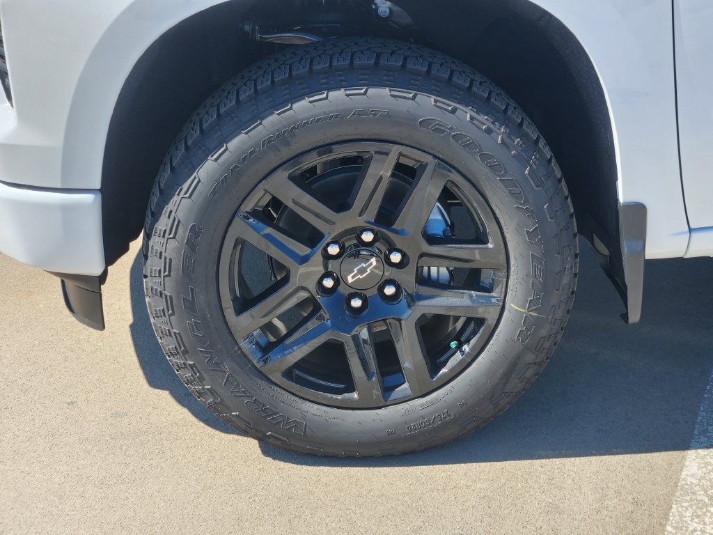 New 2026 Chevrolet Silverado 1500 RST AWD/4WD image 9