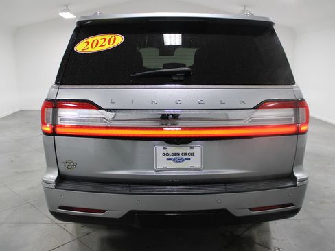 Used 2020 Lincoln Navigator Reserve image 8