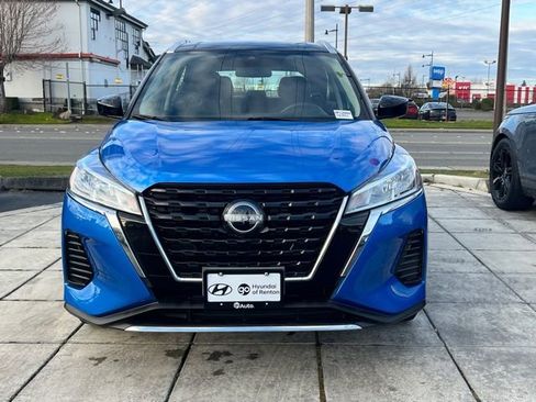Used 2023 Nissan Kicks SV FWD image 6