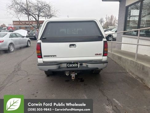 Used 2005 GMC Sierra 1500 W/T image 6