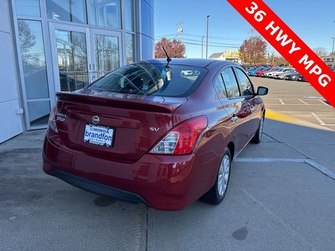 Used 2018 Nissan Versa SV image 6