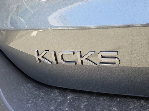 New 2026 Nissan Kicks SR w/ SR Premium Package AWD/4WD image 20