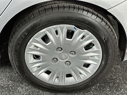 Used 2019 Ford Fiesta S image 10