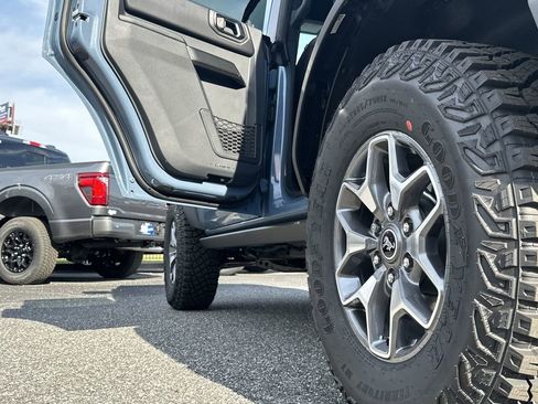 New 2025 Ford Bronco Badlands AWD/4WD image 19