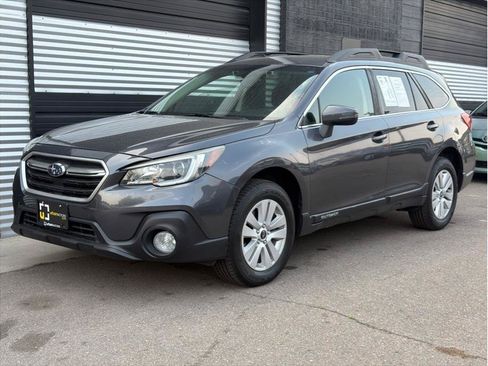 Used 2019 Subaru Outback 2.5i Premium AWD/4WD image 5