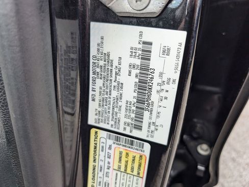 Used 2019 Ford Fusion SE w/ Equipment Group 151A FWD image 24